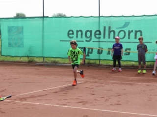 20180519-TCE_Tenniscam004