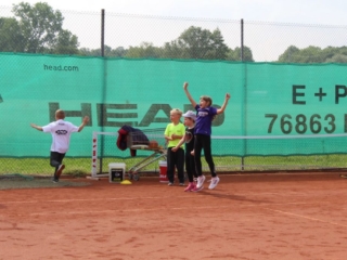 20180519-TCE_Tenniscam007