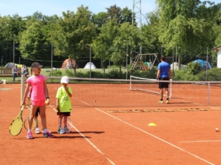 20180521-TCE_Kaffee_nd_Kuchen_Tennis023