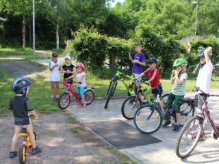 20180521-TCE_Kaffee_nd_Kuchen_Tennis056