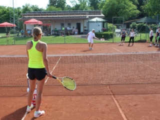 20180521-TCE_Kaffee_nd_Kuchen_Tennis060