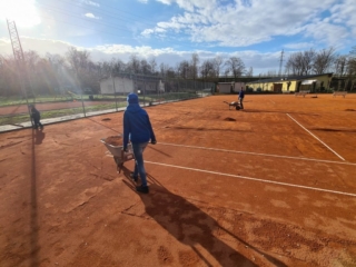 20210327-TCE-Platz-abkratzen-019